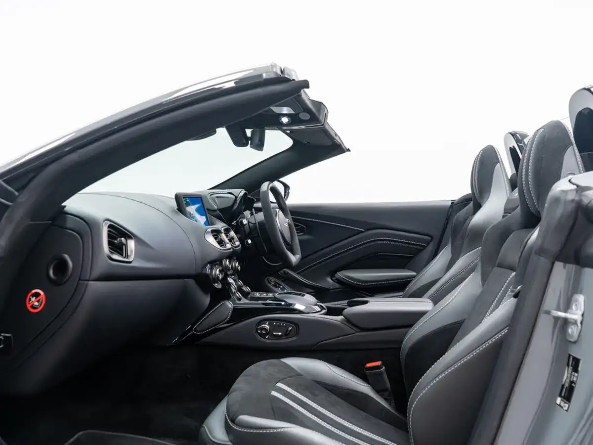 2023-aston-martin-vantage-40-v8-vantage-roadster-auto-big-29