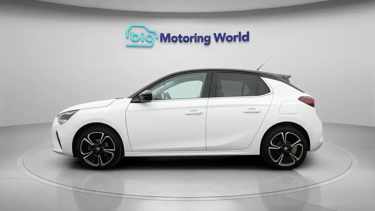 2022-vauxhall-corsa-12i-elite-edition-big-4