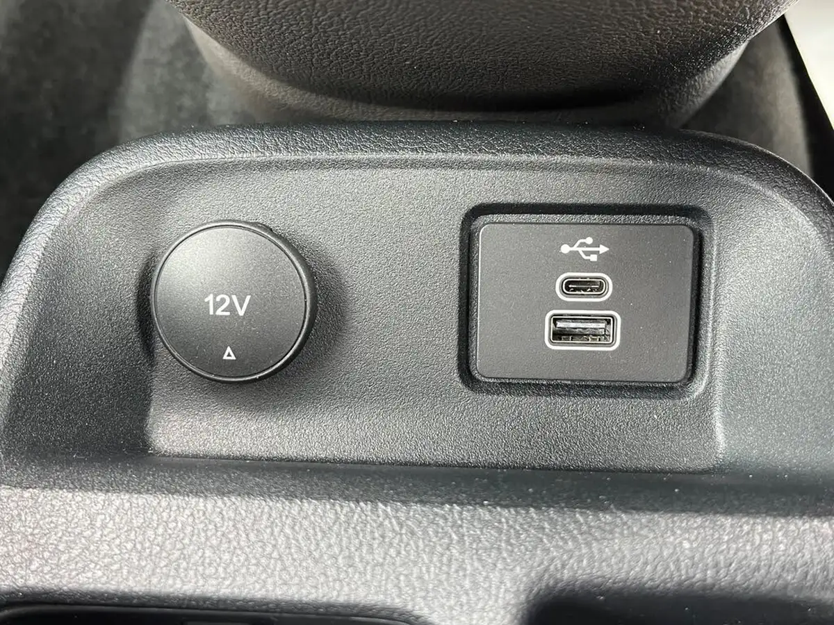 2022-ford-grand-tourneo-connect-15-active-120ps-ecoblue-1499cc-powershift-big-49