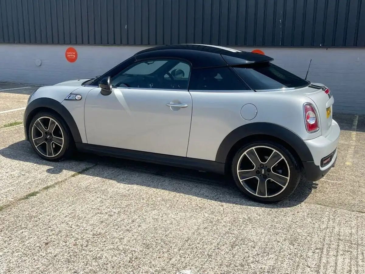 2011-mini-cooper-20td-cooper-sd-avenue-coupe-3d-auto-big-30
