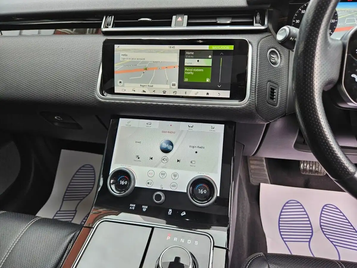 2018-land-rover-range-rover-velar-20-d240-se-ss-big-15