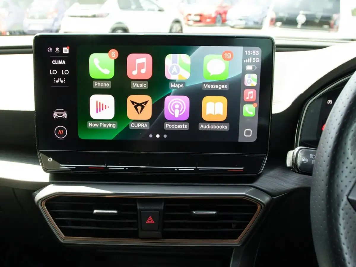 2022-cupra-formentor-14-e-hybrid-vz2-big-31