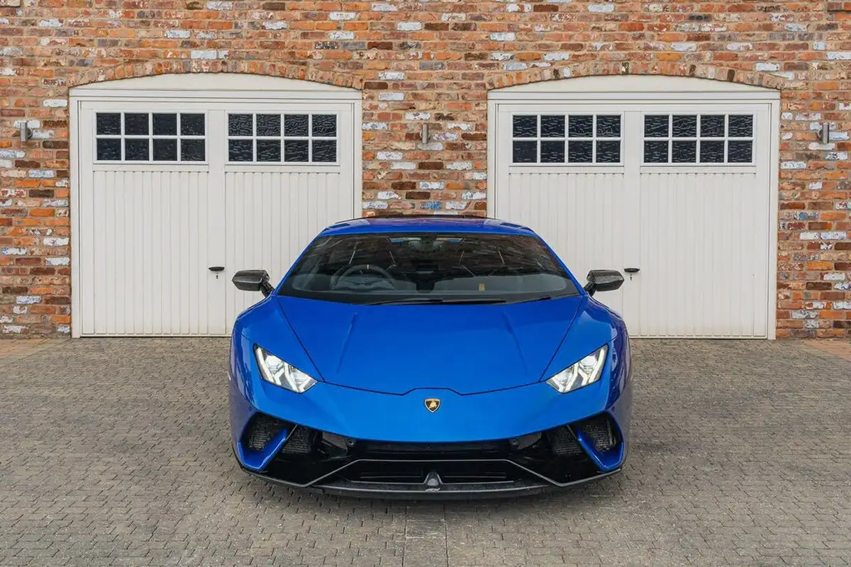 2018-lamborghini-huracan-52-performante-coupe-big-5