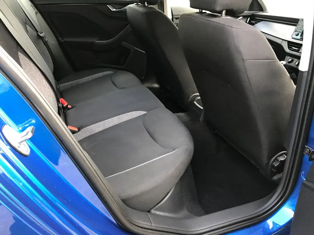 2022-skoda-scala-10-tsi-s-big-21