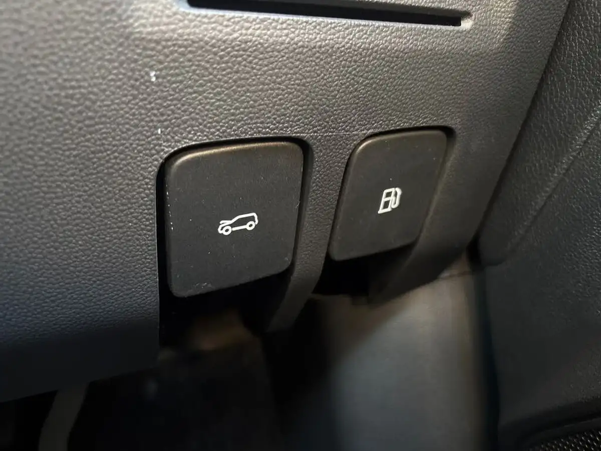 2021-mg-zs-suv-15-vti-tech-exclusive-big-44