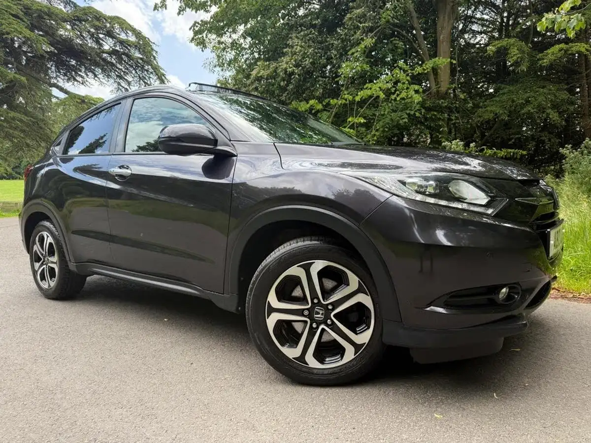 2016-honda-hr-v-15-i-vtec-ex-cvt-big-0