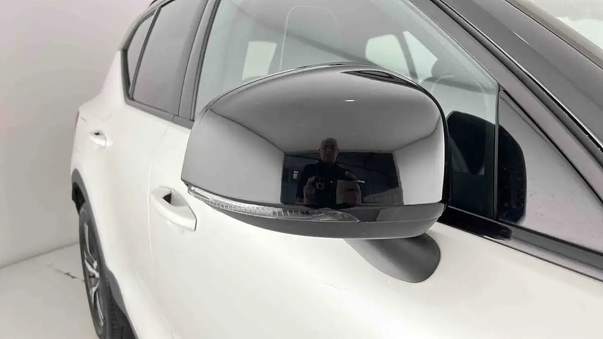 2021-volvo-xc40-15-t3-r-design-161bhp-big-26