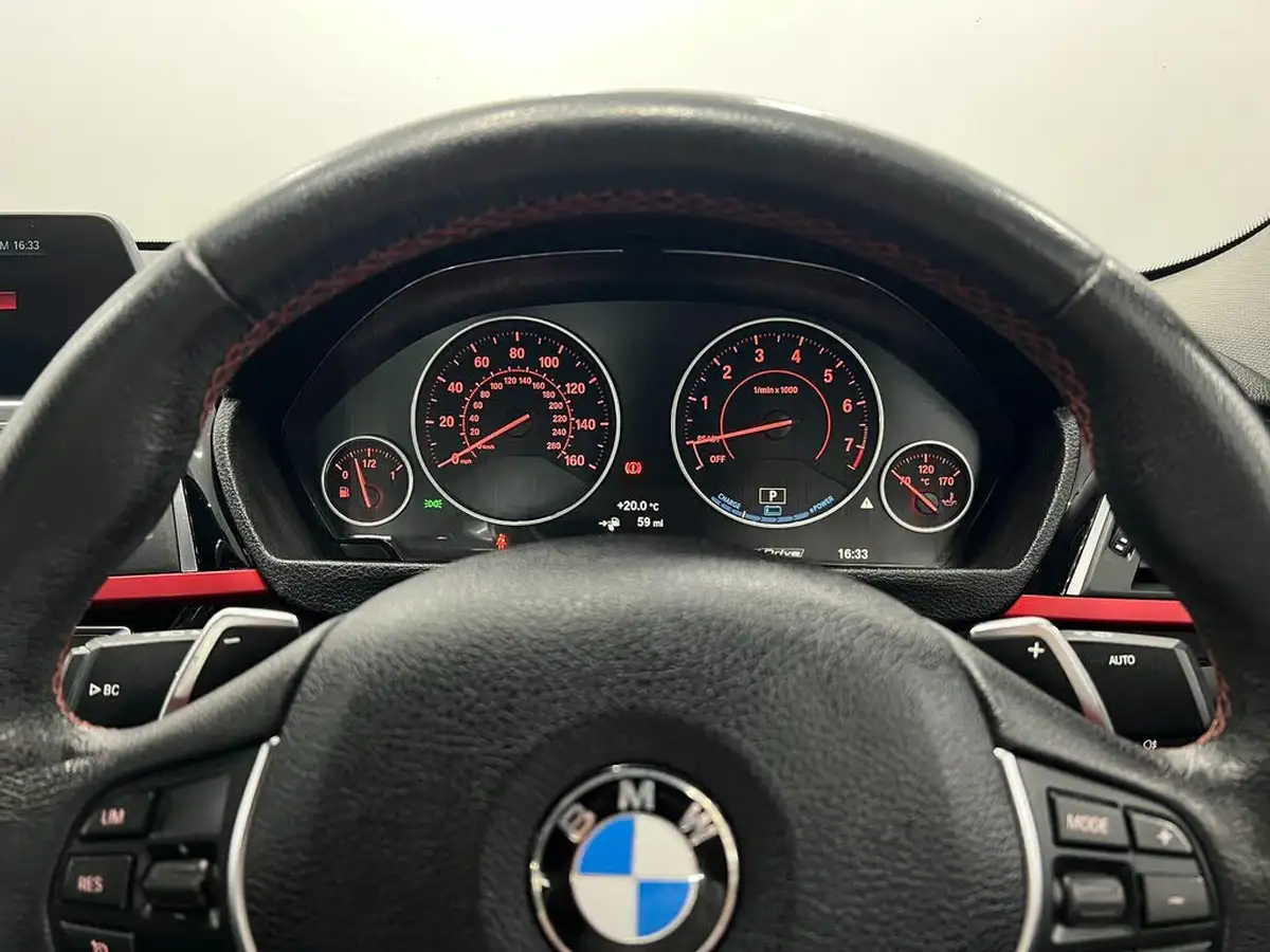 2017-bmw-3-series-20-330e-sport-big-52