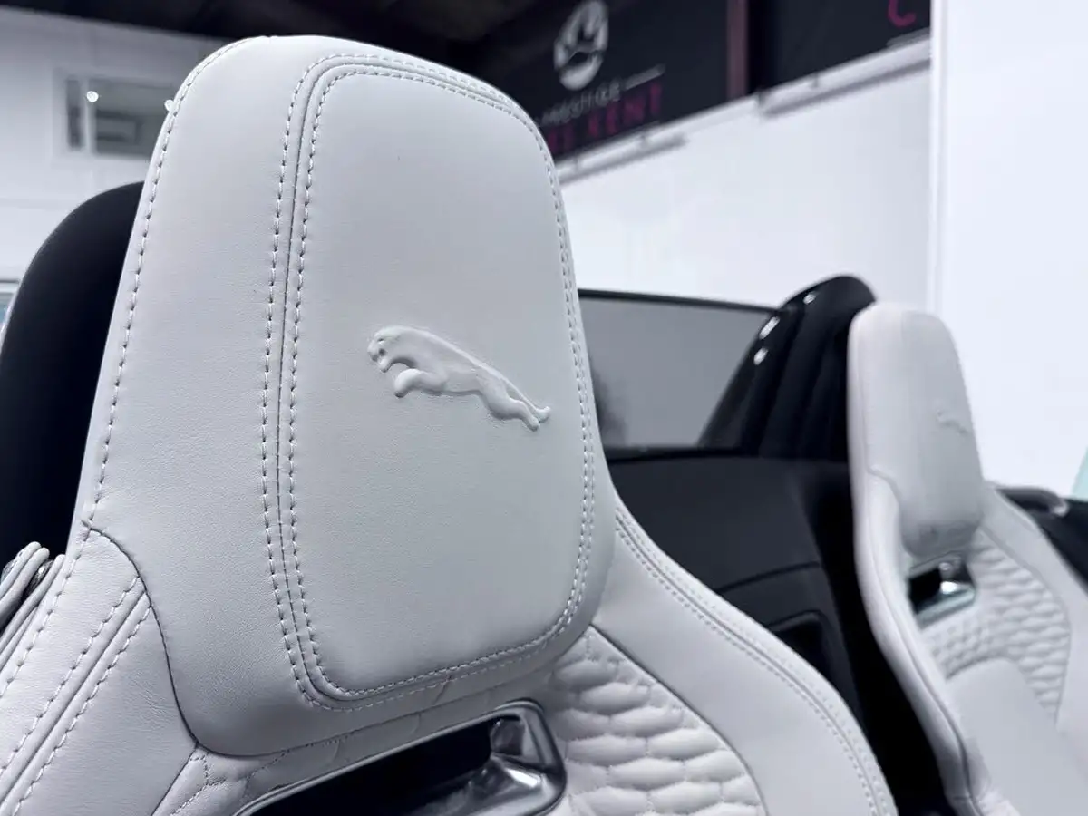 2024-jaguar-f-type-50-v8-p450-75-awd-convertible-big-35