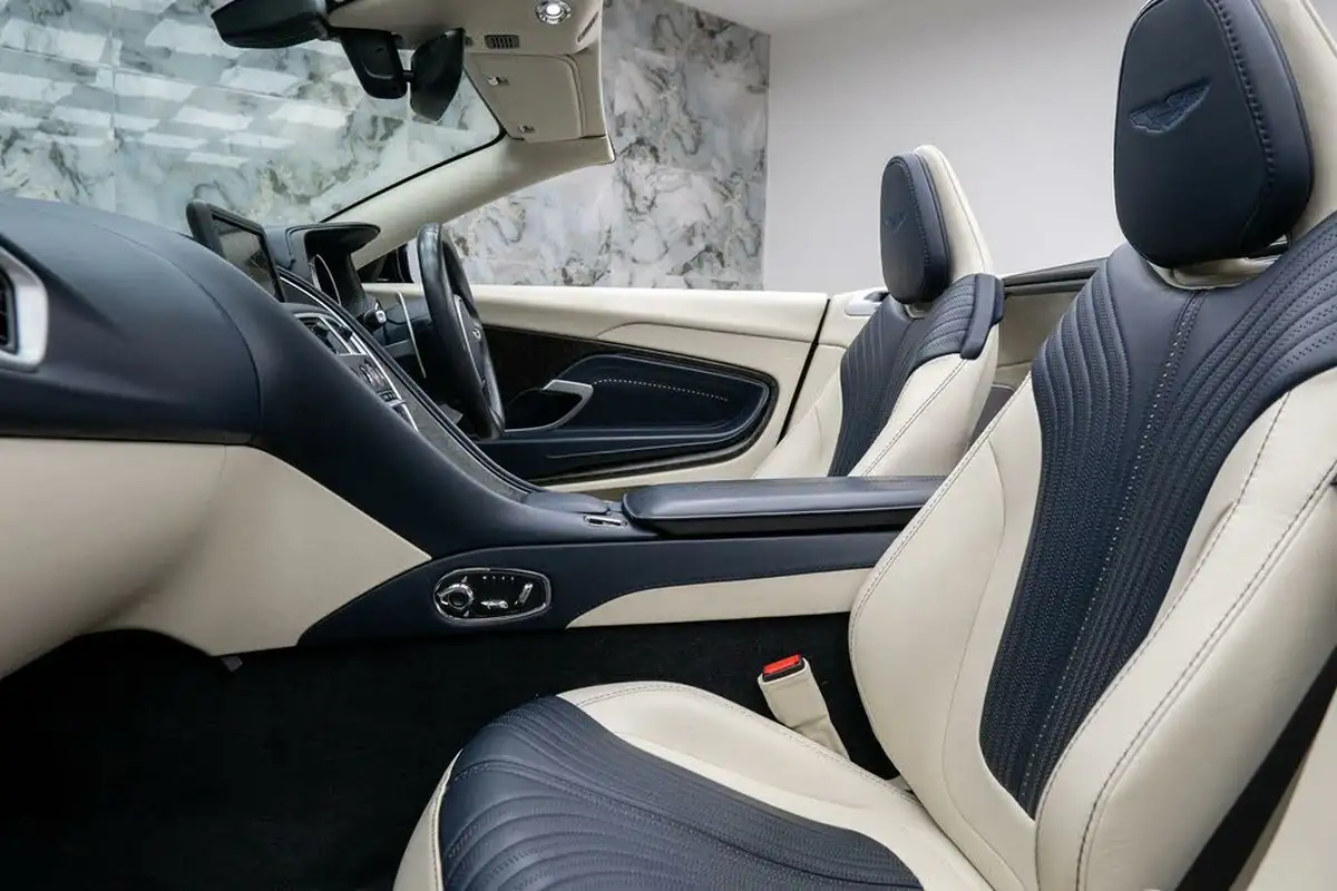 2020-aston-martin-db11-40-v8-503bhp-big-14