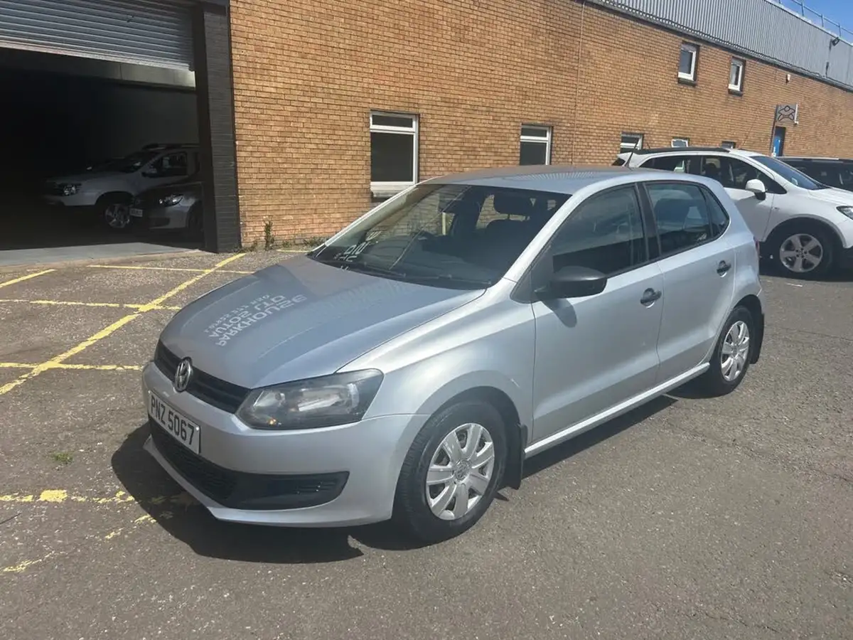 2011-volkswagen-polo-12-s-ac-5d-big-4