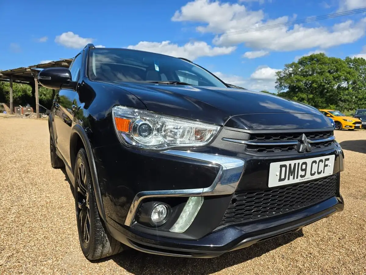 2019-mitsubishi-asx-16-black-big-0