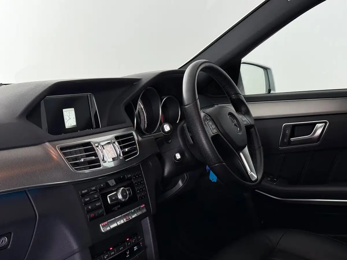 2013-mercedes-benz-e-class-21td-e220-cdi-se-21cdi-170bhp-saloon-4d-7g-tronic-plus-big-14