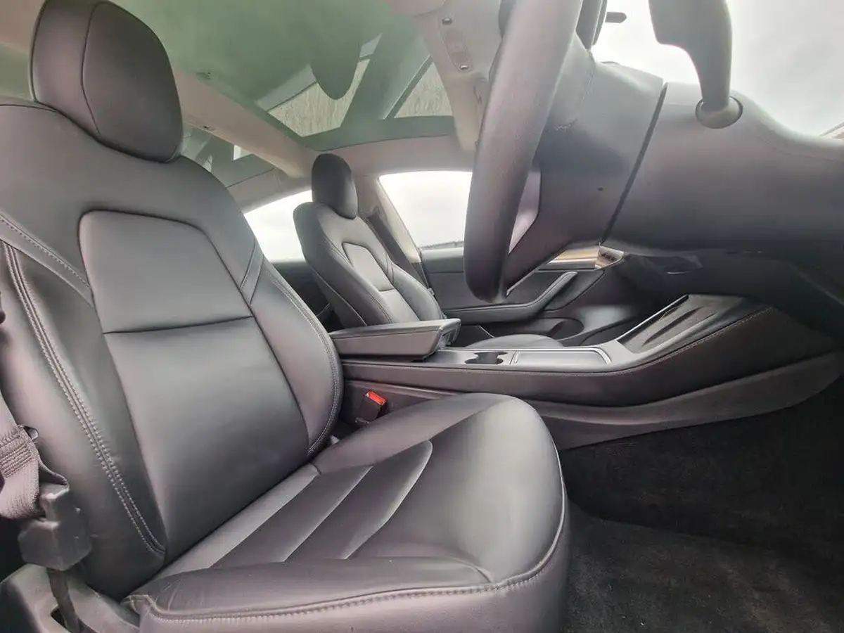 2021-tesla-model-3-e-long-range-awd-big-38
