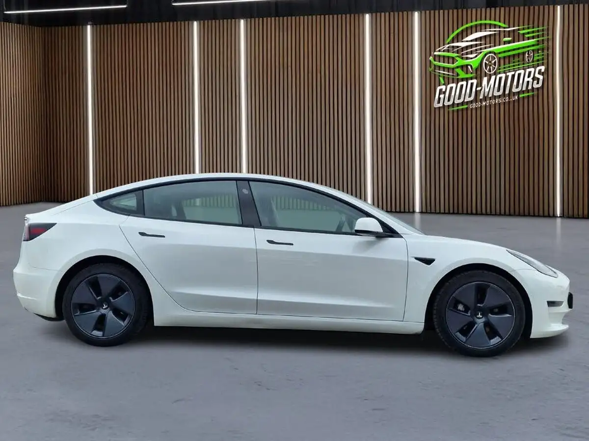 2021-tesla-model-3-e-long-range-awd-big-10