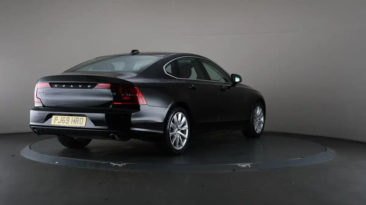 2020-volvo-s90-20-t4-momentum-plus-big-69