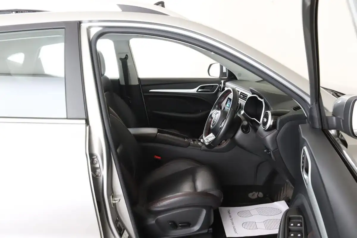 2022-mg-zs-suv-e-trophy-connect-ev-156ps-long-range-big-16