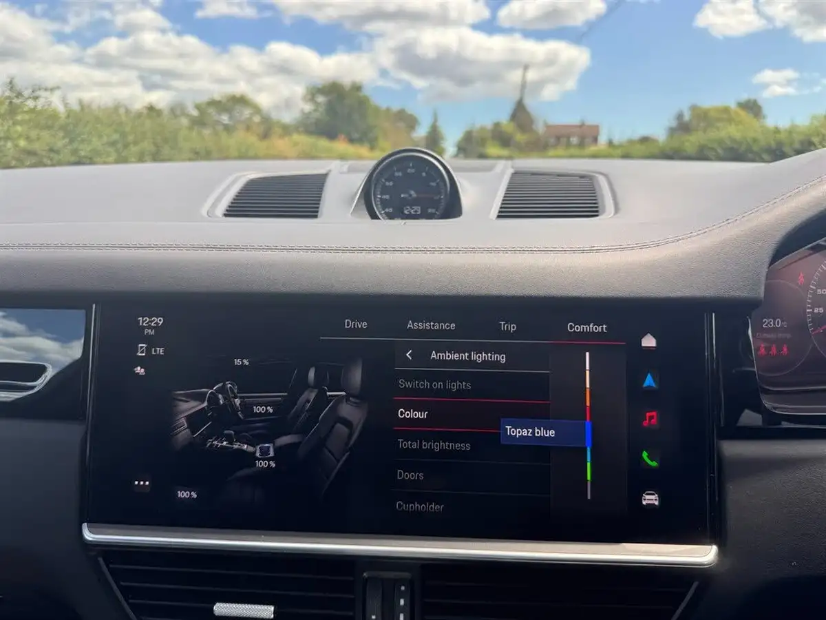 2021-porsche-cayenne-30-v6-station-wagon-big-25