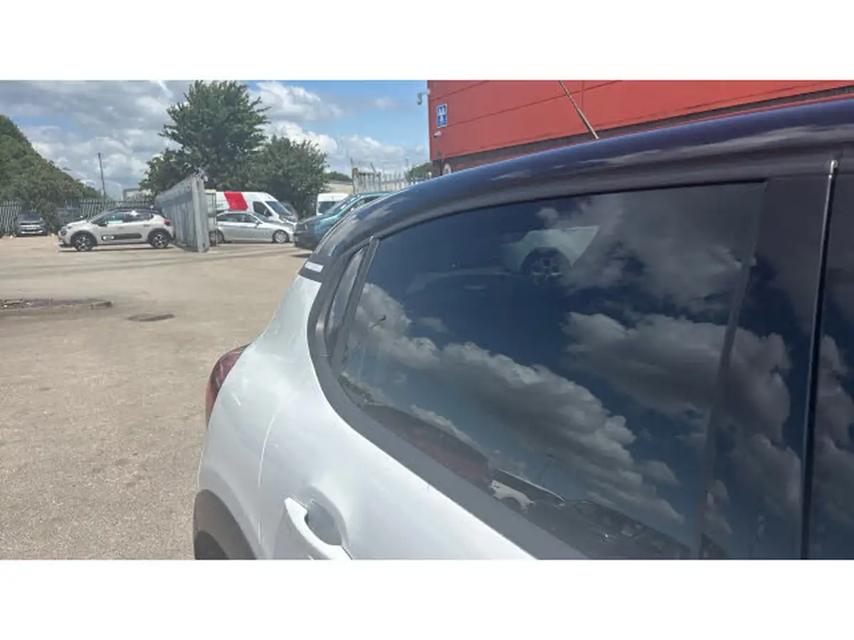 2024-citroen-c3-12-puretech-plus-110ps-eat6-big-30