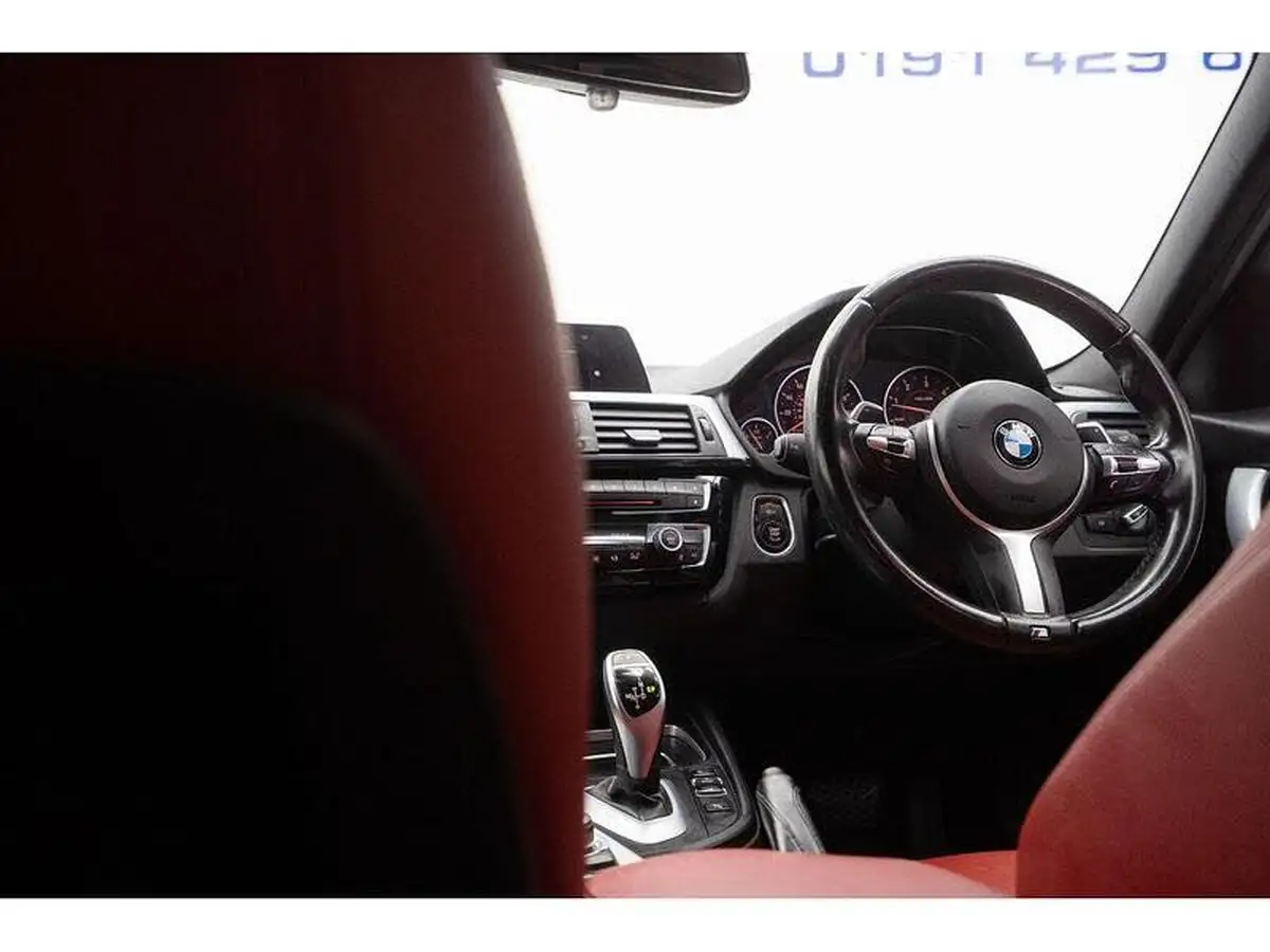 2016-bmw-3-series-30td-335d-xdrive-m-sport-saloon-4d-big-33