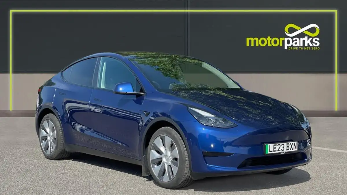 2023-tesla-model-y-e-rwd-big-0