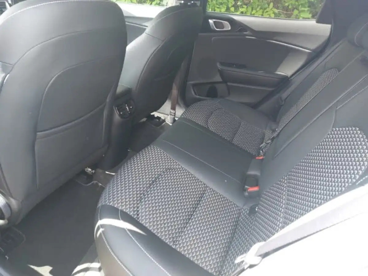 2022-kia-xceed-10-t-gdi-connect-big-5