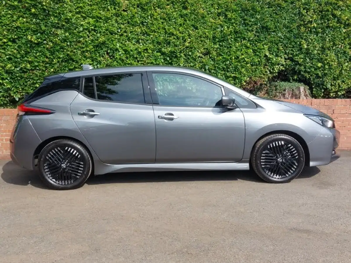 2023-nissan-leaf-e-n-connecta-39kwh-big-11
