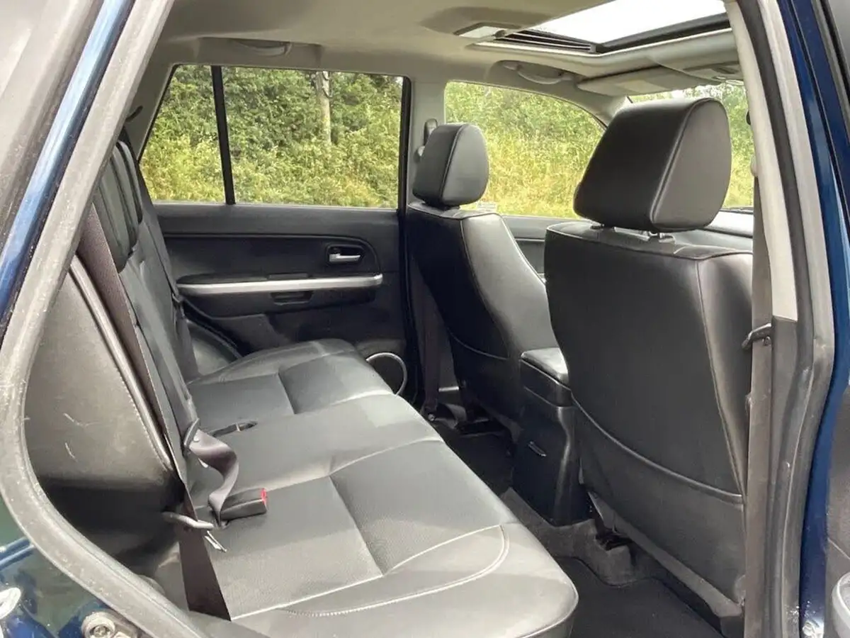 2013-suzuki-grand-vitara-24-sz5-169ps-4x4-big-27