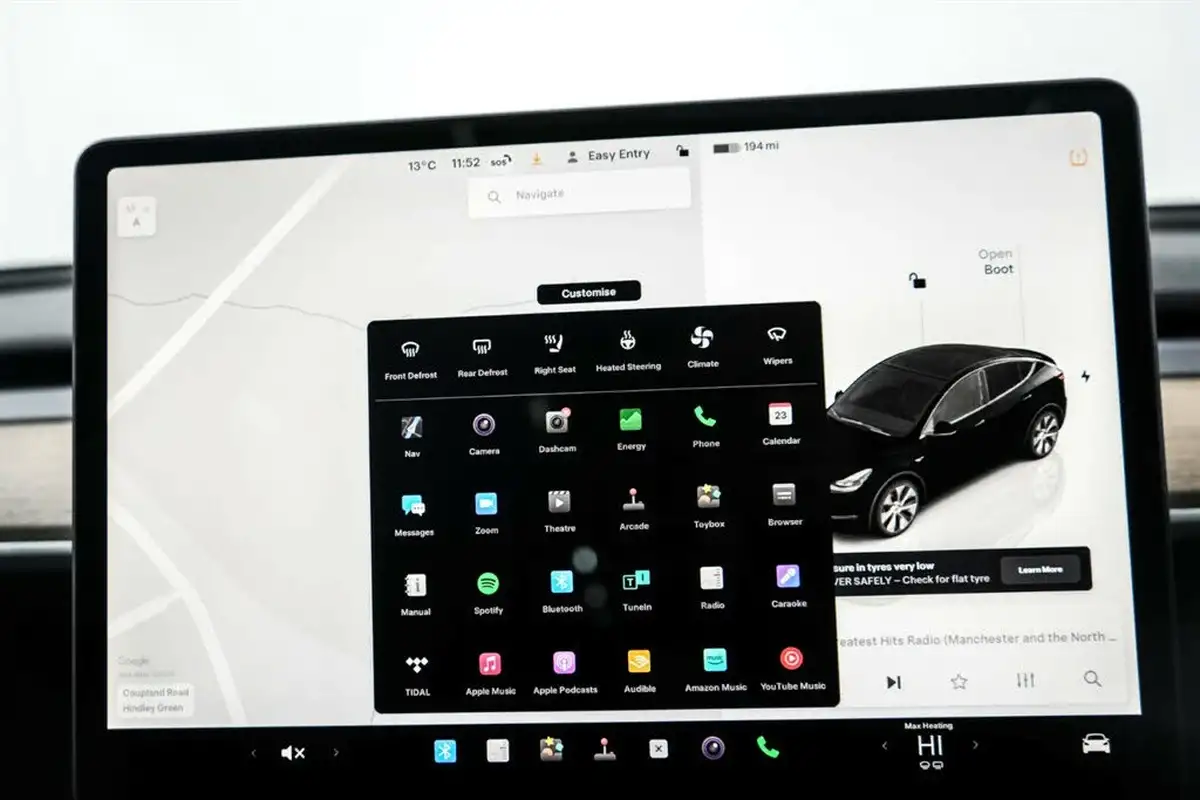 2022-tesla-model-y-e-long-range-big-34
