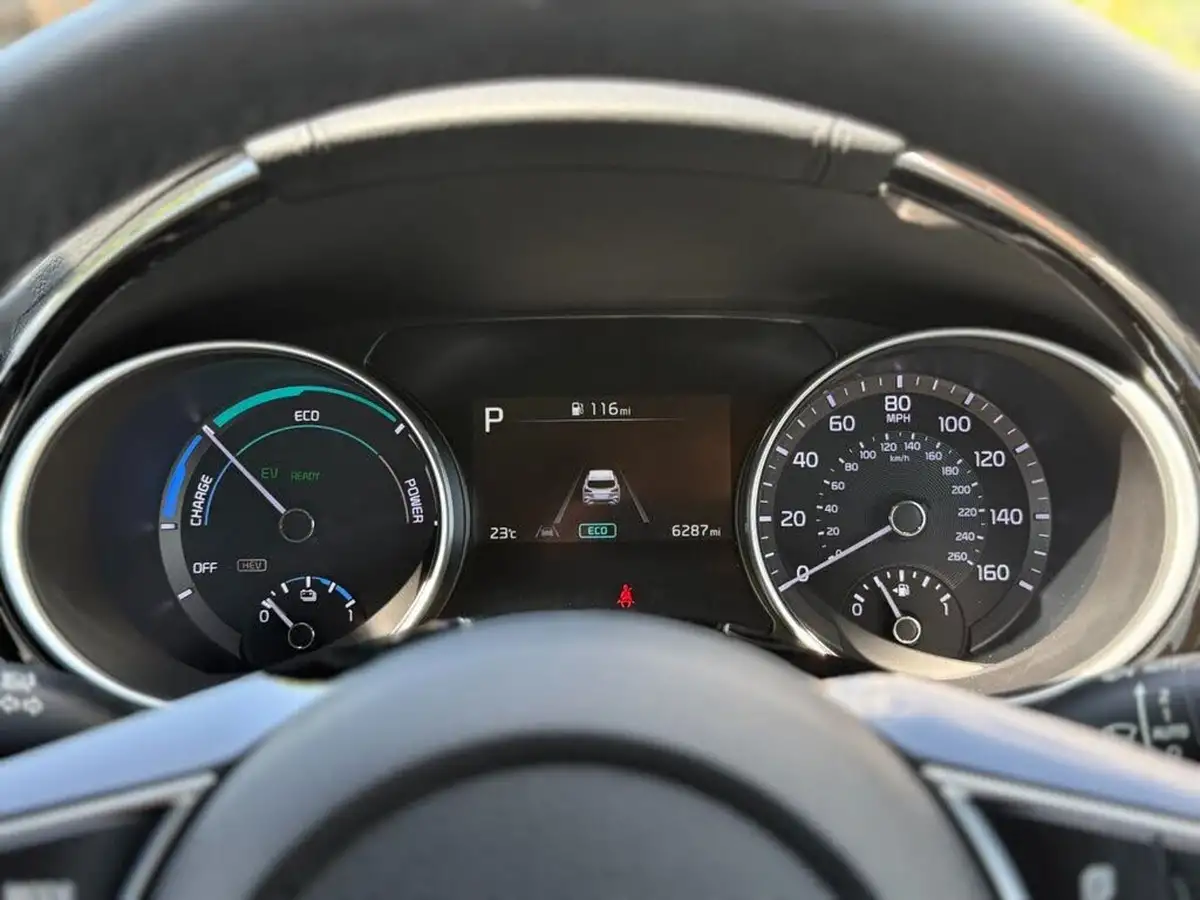 2022-kia-xceed-16-gdi-3-big-30