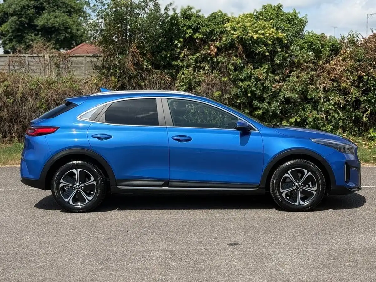2022-kia-xceed-16-gdi-3-big-2