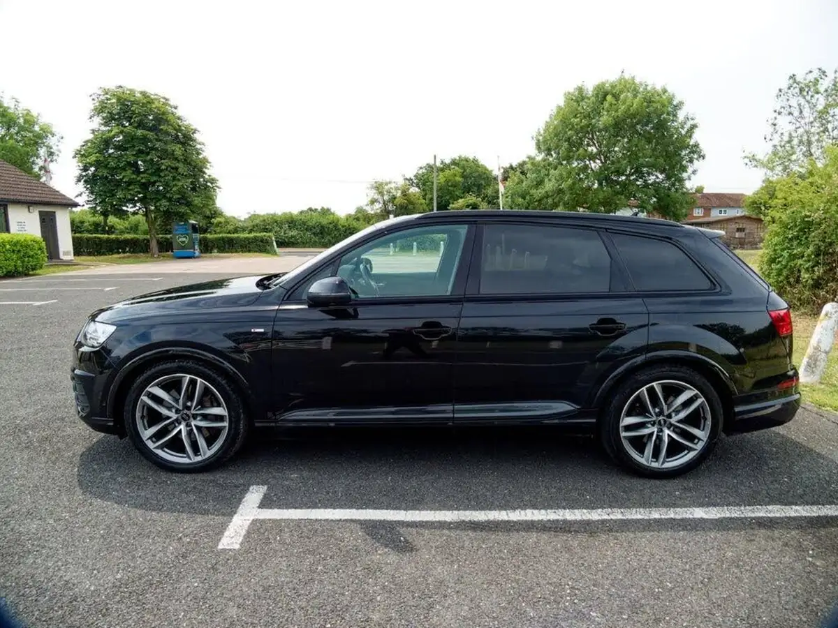 2018-audi-q7-30-50-tdi-black-edition-big-17