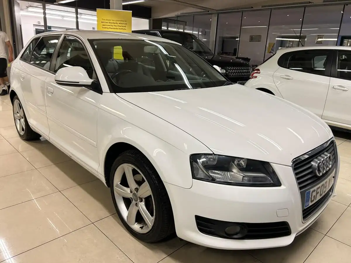 2009-audi-a3-16-se-sportback-5d-big-0