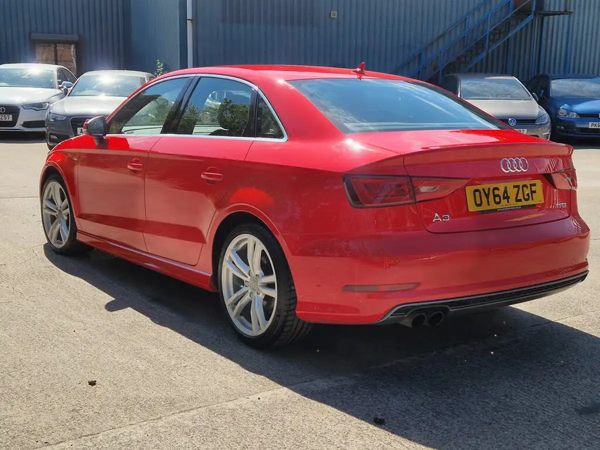 2014-audi-a3-18-s-line-tfsi-ss-saloon-4d-1798cc-big-4