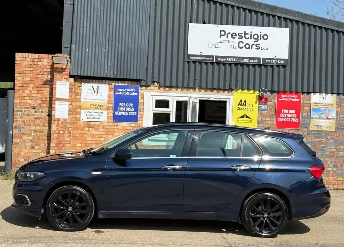 2017-fiat-tipo-14-tjet-lounge-station-wagon-big-5