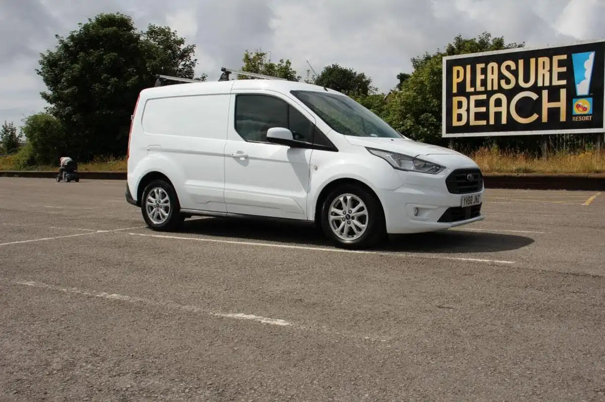 2019-ford-transit-connect-15-ecoblue-l1-200-limited-big-3