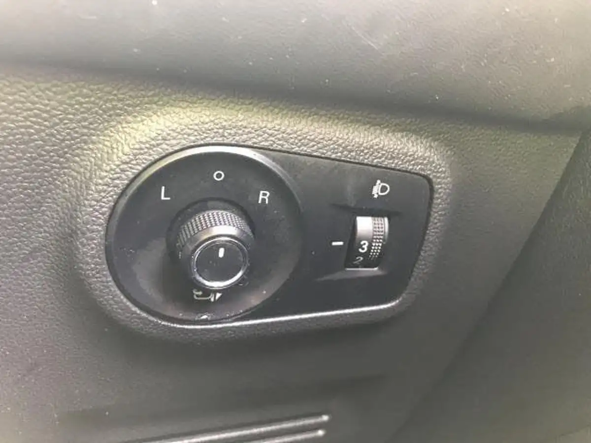 2023-mg-zs-suv-15-vti-tech-excite-big-39