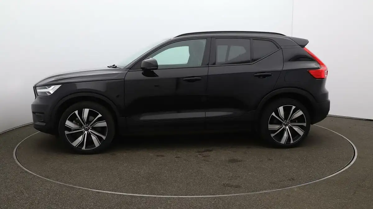 2021-volvo-c40-e-twin-recharge-pro-big-4
