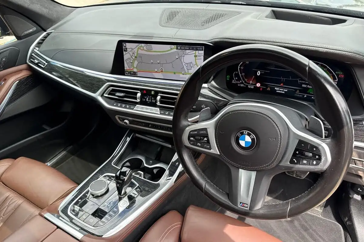 2022-bmw-x7-30td-xdrive-40d-m-sport-big-22