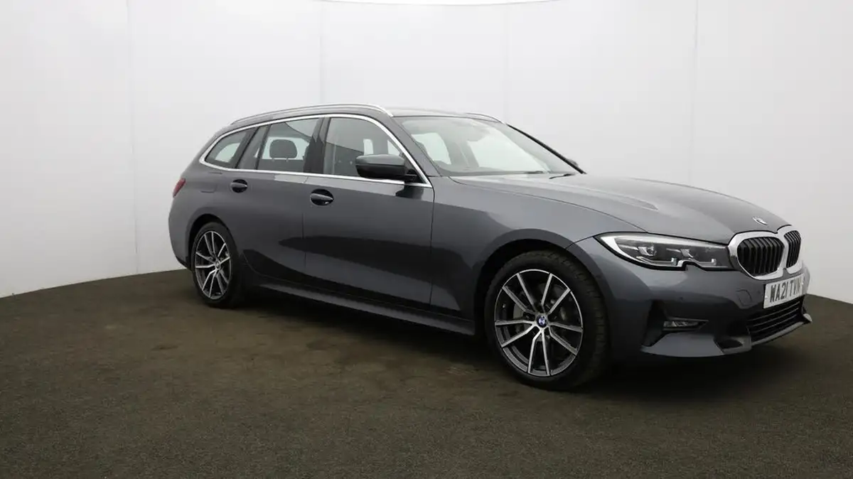 2021-bmw-3-series-20-330e-sport-pro-touring-5d-big-49
