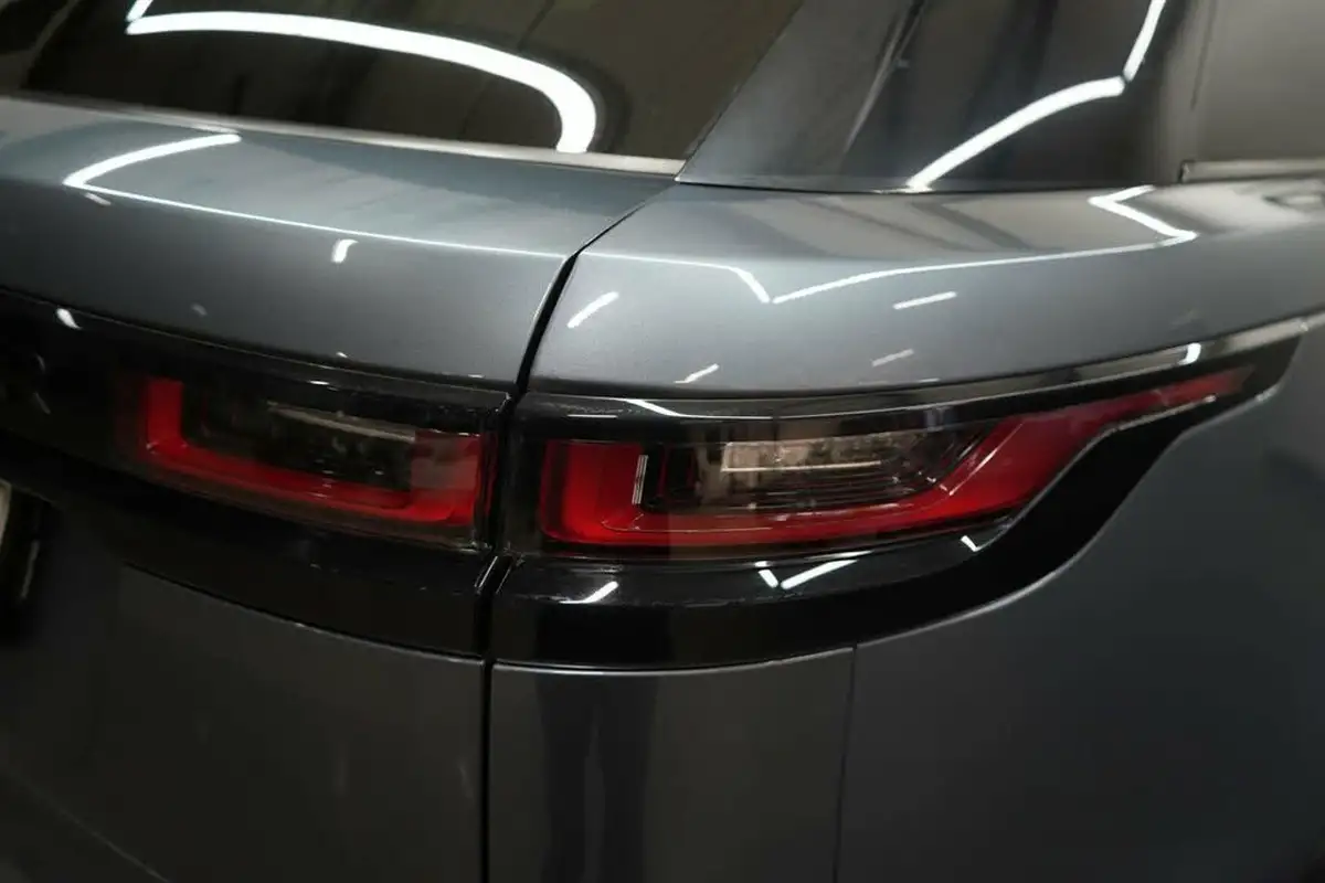 2018-land-rover-range-rover-velar-20-p300-r-dynamic-hse-ss-big-9