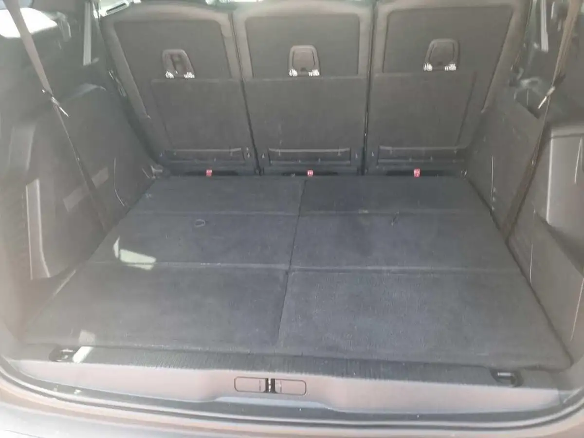 2020-peugeot-5008-suv-12-puretech-gt-line-eat8-big-29