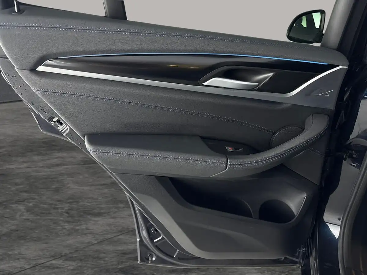 2022-bmw-ix3-e-m-sport-big-47
