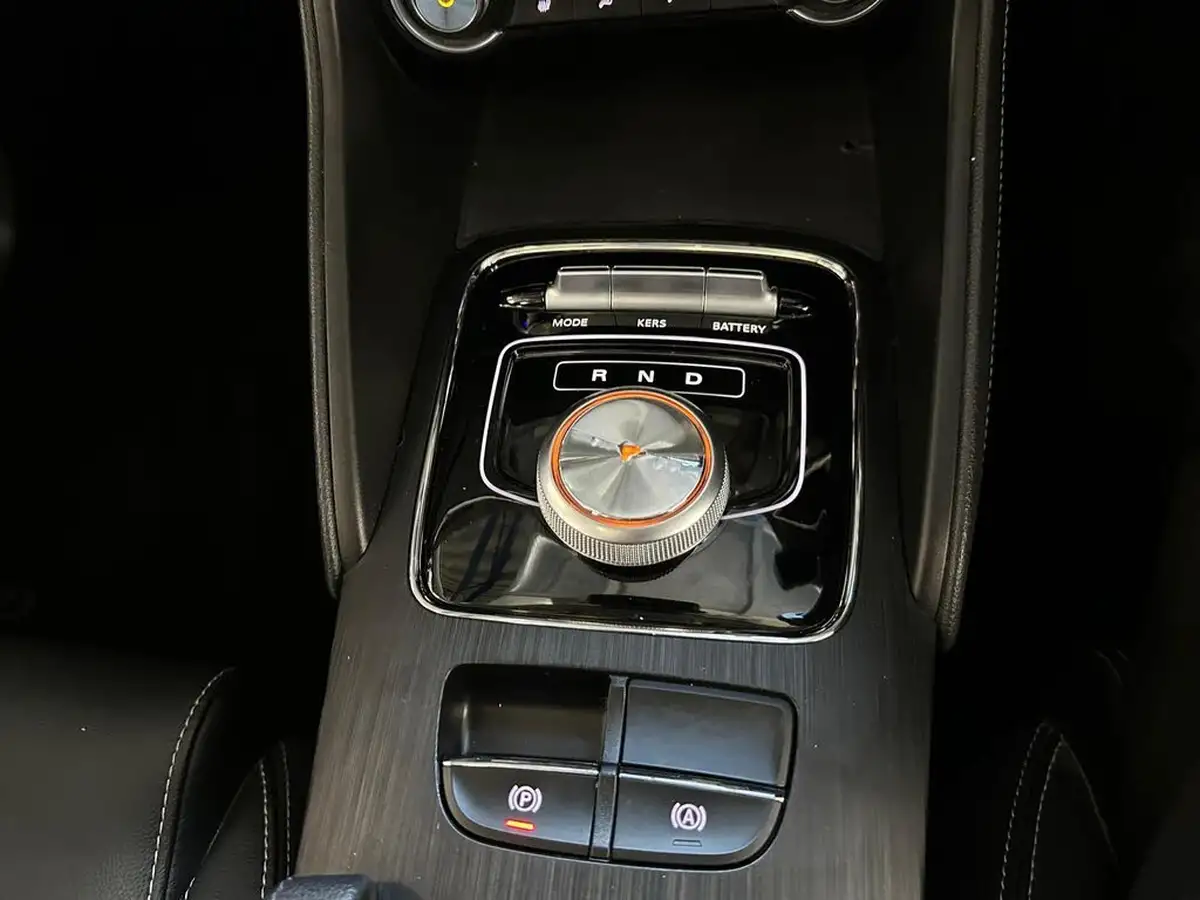 2021-mg-zs-suv-e-exclusive-ev-big-32