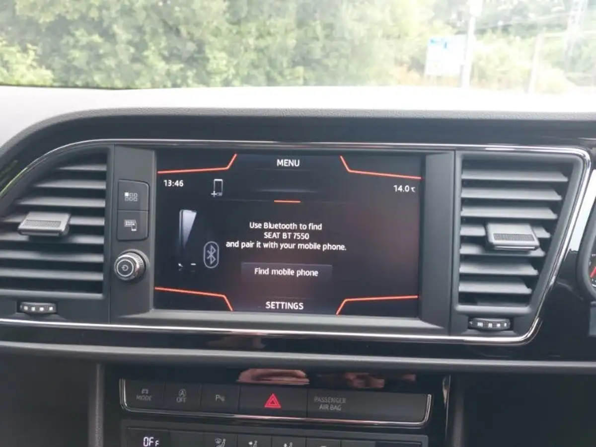 2020-seat-leon-15-tsi-evo-fr-130ps-hatchback-big-13