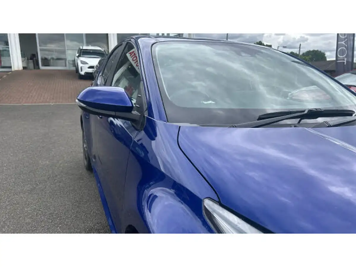 2022-toyota-yaris-15-vvt-i-design-big-30