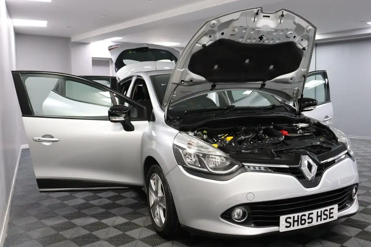 2015-renault-clio-09-tce-dynamique-nav-big-15
