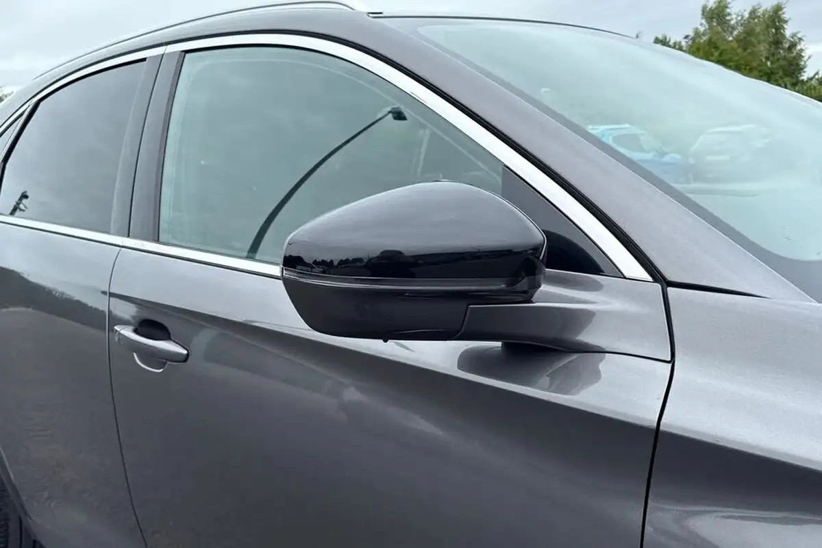 2018-ds-ds-7-crossback-20bluehdi-performance-line-big-35