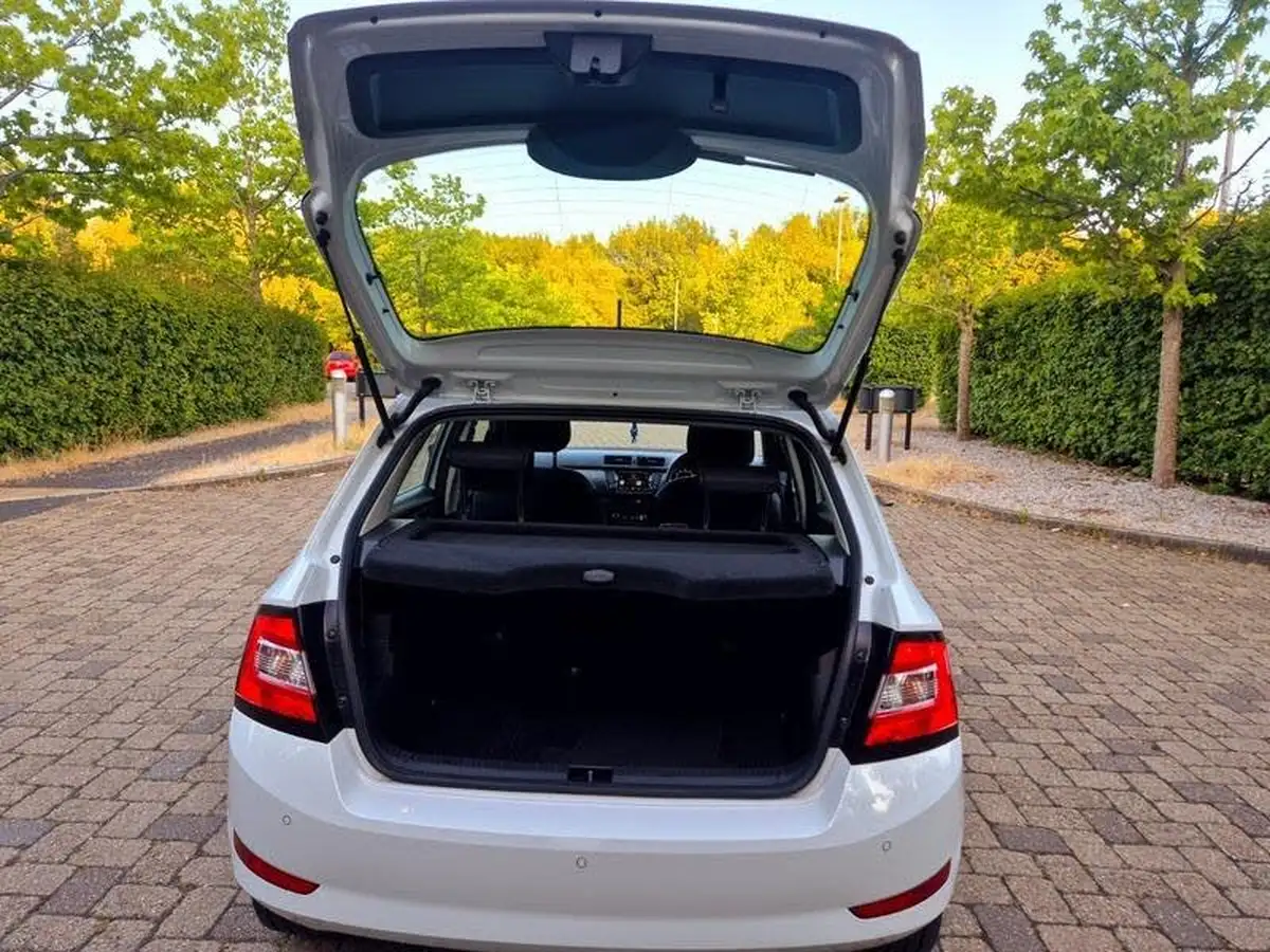2019-skoda-fabia-10-tsi-se-l-95ps-ss-hatchback-big-18