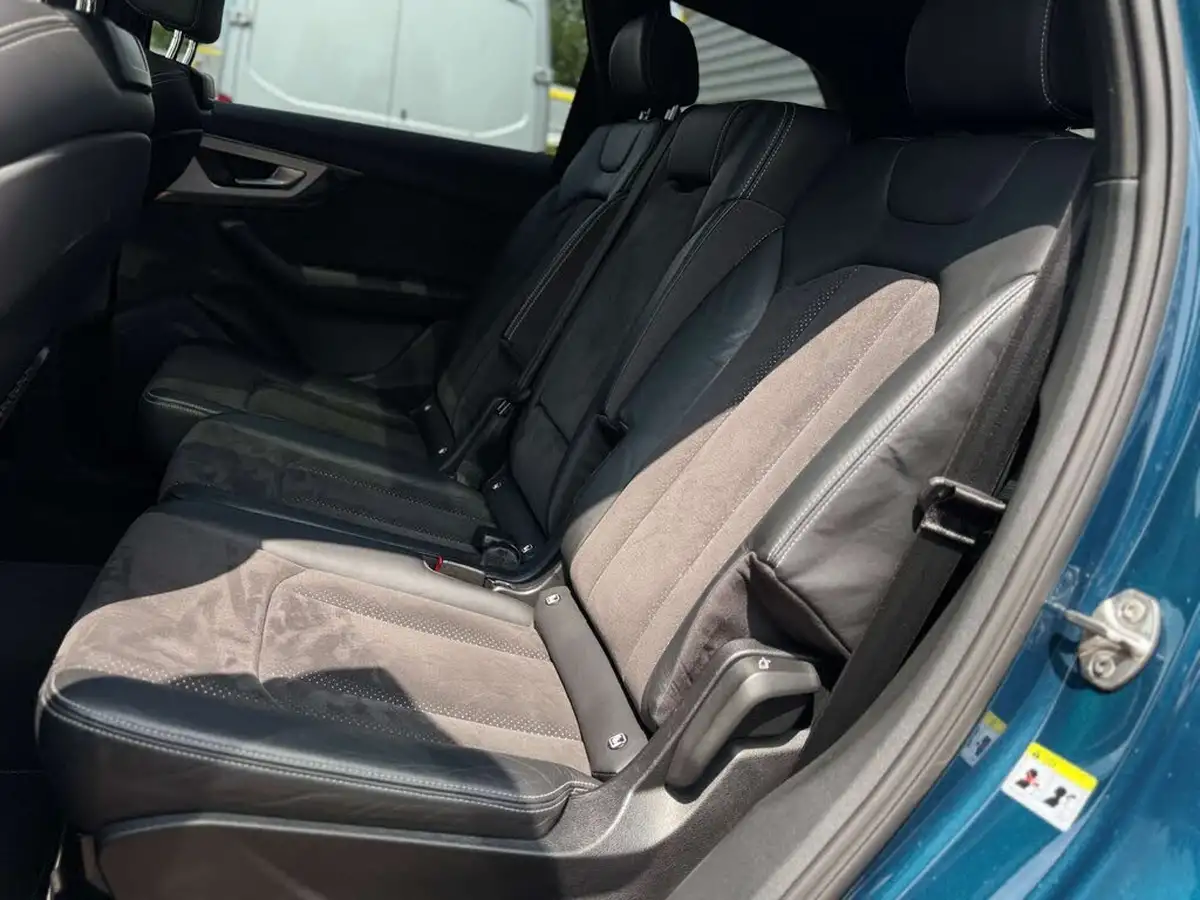 2019-audi-q7-30tdi-quattro-s-line-218ps-big-23